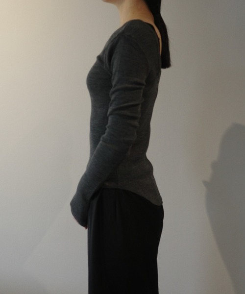 CLANE(クラネ)の「CLANE W FACE WOOL RIB TOPS(Tシャツ/カットソー・レディース・ダークグレー/ブラック/ホワイト・1/2)」の7枚目の写真