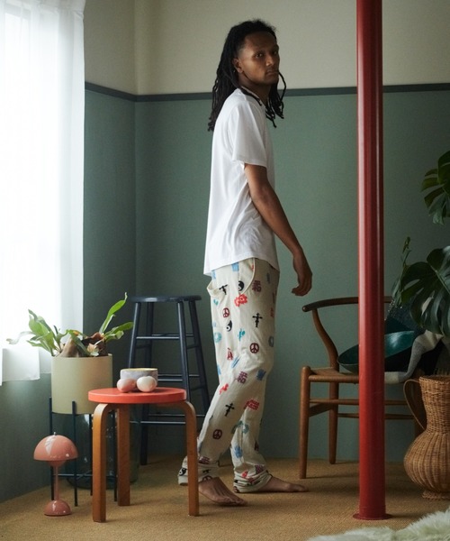 STOF(ストフ)の「STOF/ストフ/PIGMENT-DYED TEE D/TERPSICHORA(Tシャツ/カットソー・メンズ・ホワイト/ブラック・L/M/S/XS)」の4枚目の写真