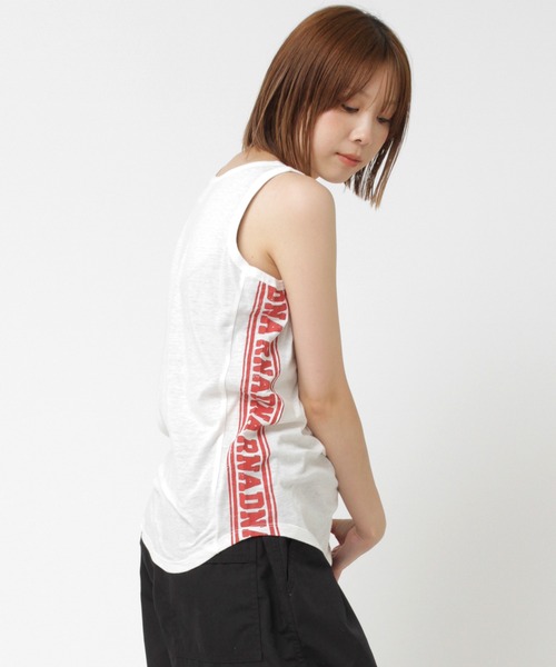 RNA(アールエヌエー)の「M0357 TCRラインロゴプリントランニング(タンクトップ・レディース・ホワイト/レッド/ブラック・MEDIUM)」の17枚目の写真