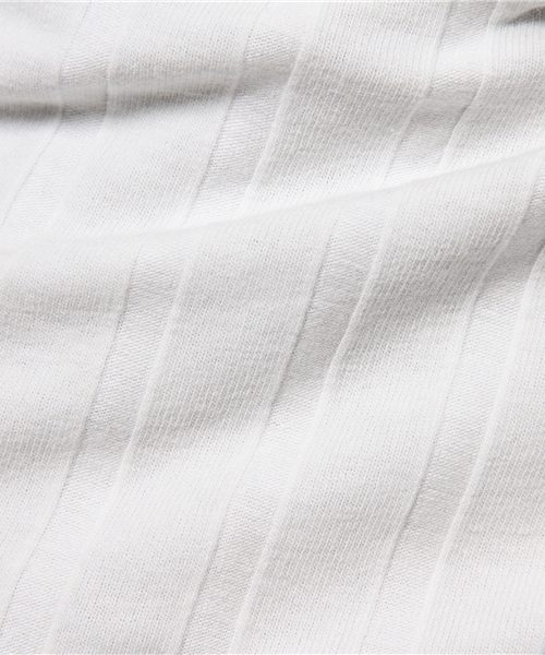 SLY（スライ）の「オフショルWIDE RIB T/SH（Tシャツ/カットソー・レディース・ブラック/イエロー系その他/ネイビー/グリーン系その他/ホワイト・1/2）」の11枚目の写真