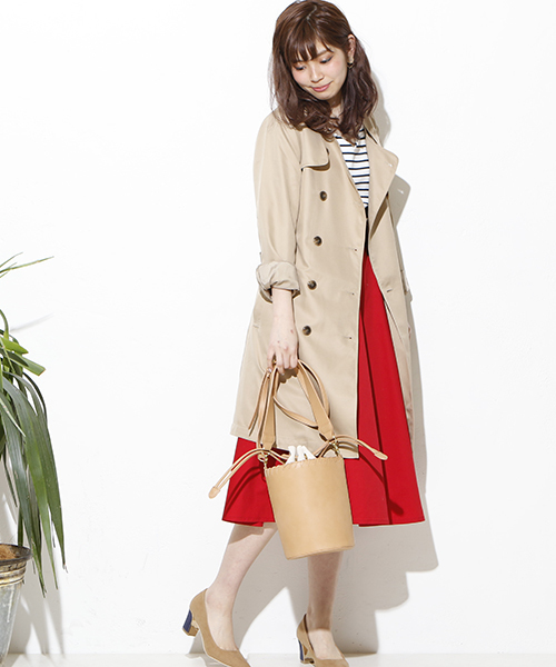 natural couture(ナチュラルクチュール)の「ノーカラートレンチ(トレンチコート・レディース・ライトベージュ/ベージュ・FREE)」の3枚目の写真