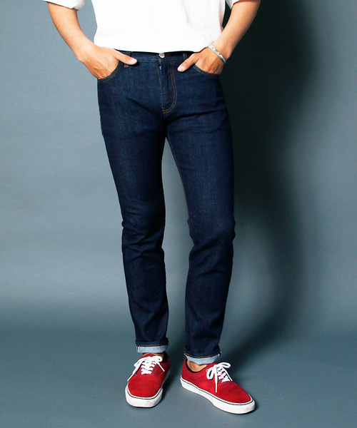 Magine(マージン)の「NO.35 STRETCH SLIM STRIGHT SELVAGE WASHED DENIM:NO.35 ストレッチスリムストレート セルビッチ ウォッシュドデニム(デニムパンツ・メンズ・インディゴブルー・46/48/44)」の3枚目の写真