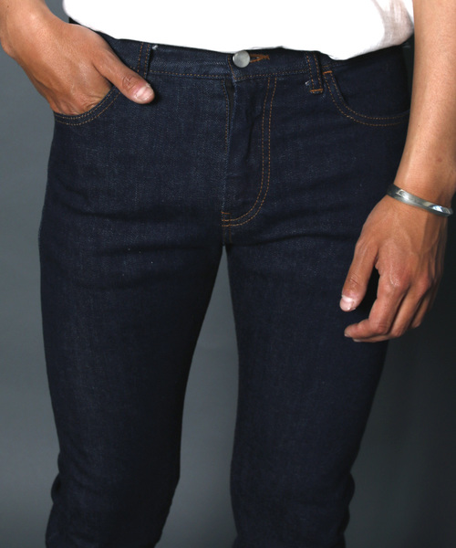 Magine(マージン)の「NO.35 STRETCH SLIM STRIGHT SELVAGE WASHED DENIM:NO.35 ストレッチスリムストレート セルビッチ ウォッシュドデニム(デニムパンツ・メンズ・インディゴブルー・46/48/44)」の6枚目の写真