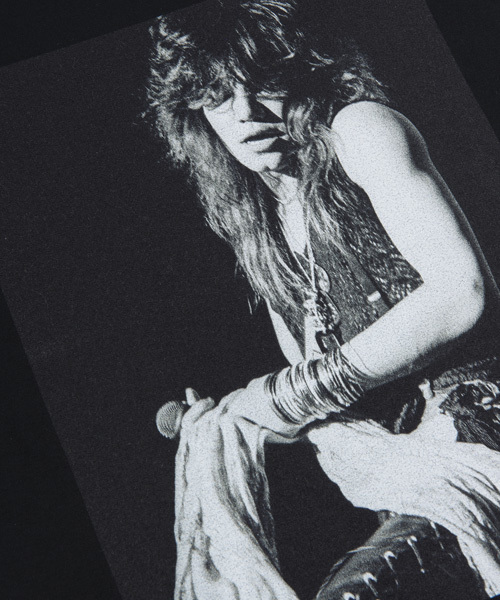 MEDICOM TOY(メディコムトイ)の「Amplifier “ZIGGY” TEE design B(Tシャツ/カットソー・メンズ・ホワイト/ブラック・SMALL/LARGE/X-LARGE/MEDIUM)」の6枚目の写真