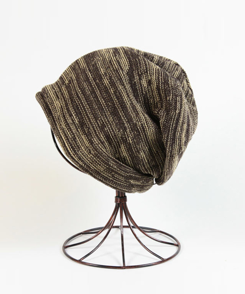 14+（イチヨンプラス）の「コットンニット帽（ニットキャップ/ビーニー・メンズ・ブラック×ホワイト/ベージュ系その他/ライトグレー/ブラック系その他/チャコールグレー/ダークグリーン/ブラウン系その他/ブラック/グレー系その他/グレー×ホワイト/ホワイト×レッド/オフホワイト/ブラック×グレー/ブラックミックス/ホワイト×ネイビー/ホワイト×ピンク・FREE）」の20枚目の写真