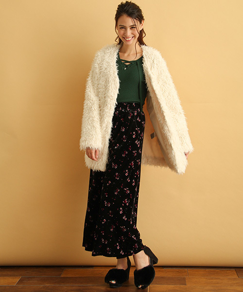 Honeys（ハニーズ）の「冬先まで着こなせるプードルボアジャケット（ノーカラージャケット・レディース・ブラック/アイボリー/ピンク/ベージュ・M/L）」の15枚目の写真