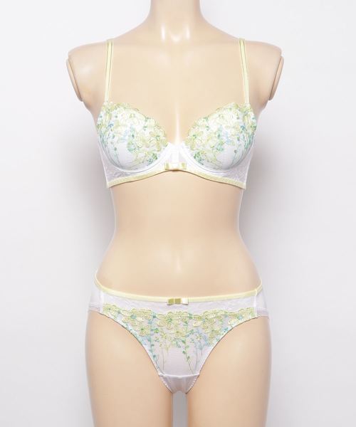 AMOSTYLE BY Triumph（アモスタイルバイトリンプ）の「チャーミングラマーPremium ブラ＆ショーツセット【ABCDカップ】AMST1159 WHU + Hikini（ブラ&ショーツ・レディース・ホワイト・A70/A75/B65/B70/B75/C65/C70/C75/D65/D70/D75/C80/D80）」の5枚目の写真