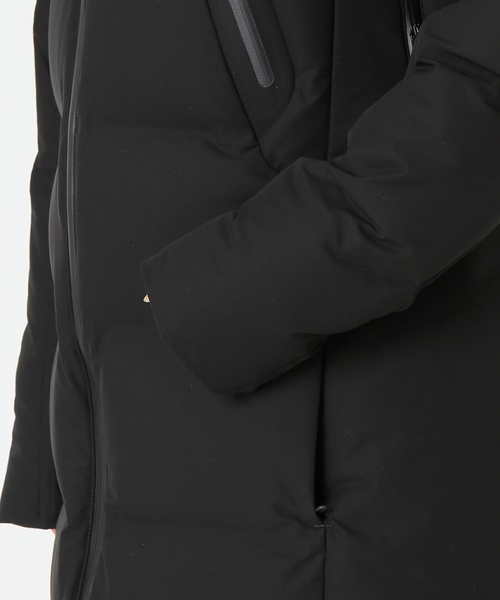 DESCENTE ALLTERRAIN（デサント　オルテライン）の「【DESCENTE ALLTERRAIN/デサント オルテライン】JS別注ダウンジャケット◆（ダウンジャケット/コート・レディース・ホワイト/ブラック・S/M）」の22枚目の写真