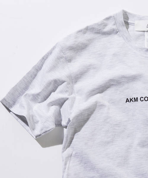 AKM Contemporary(エイケイエムコンテンポラリー)の「AKM Contemporary(エイケイエムコンテンポラリー)フロントプリント 半袖Tシャツ(Tシャツ/カットソー・メンズ・ホワイト/ライトグレー/ブラック/オレンジ・SMALL/MEDIUM/LARGE/X-LARGE)」の9枚目の写真