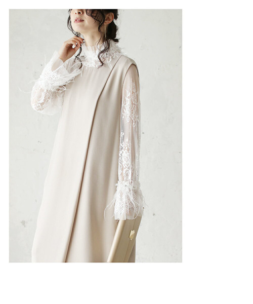 cawaii(カワイイ)の「花コサージュと羽根舞う華やかなインナーレース(Tシャツ/カットソー・レディース・ホワイト・FREE)」の11枚目の写真