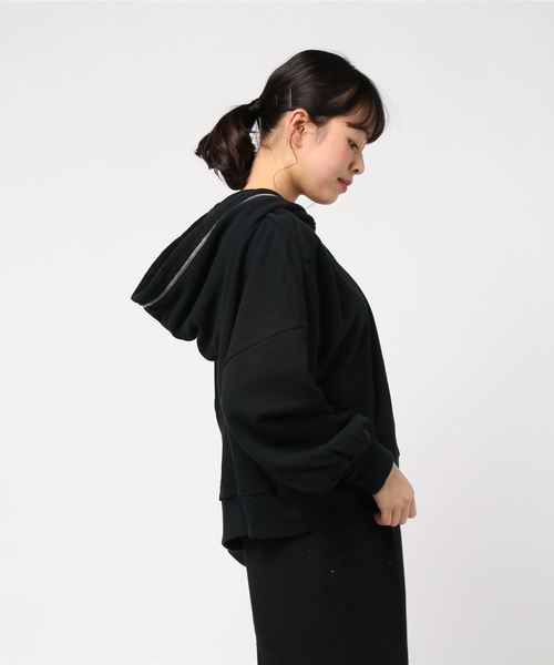 WEGO（ウィゴー）の「WEGO/ハーフZIPボリュームパーカー（パーカー・レディース・アイボリー/グリーン/ベージュ/ブラック/ライトピンク・FREE）」の6枚目の写真