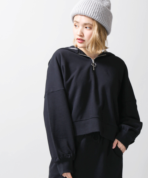 WEGO（ウィゴー）の「WEGO/ハーフZIPボリュームパーカー（パーカー・レディース・アイボリー/グリーン/ベージュ/ブラック/ライトピンク・FREE）」の2枚目の写真