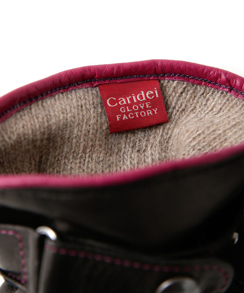 CARIDEI（カリデイ）の「ラムスマートタッチベルテッドカシミヤライニンググローブ（手袋・メンズ・ブラック/ブラウン・8）」の4枚目の写真