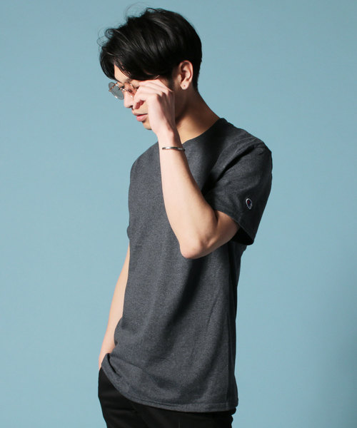 Champion(チャンピオン)の「Champion チャンピオン 無地 ベーシック クルーネック 半袖Tシャツ(Tシャツ/カットソー・メンズ・ホワイト/ダークグリーン/レッド/ロイヤルブルー/ブラック/ネイビー/ゴールド/チャコール/グレー/マルーン・M/XL/L)」の4枚目の写真