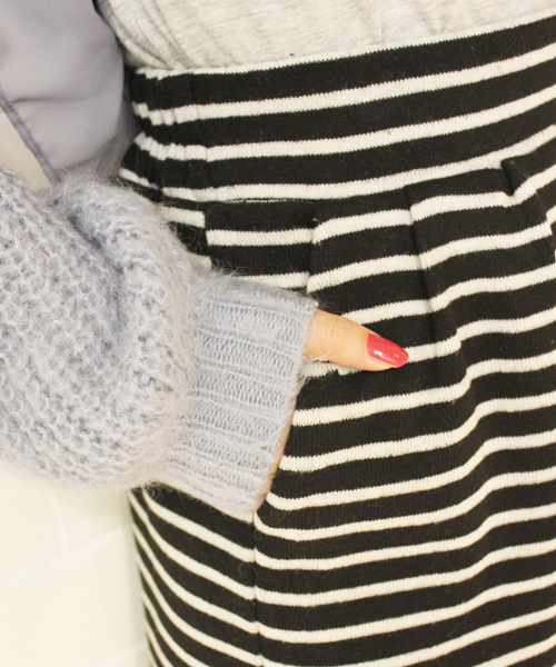 mystic（ミスティック）の「ボーダータイトスカート（スカート・レディース・ネイビー/チャコールグレー/ブラック・ﾌﾘ-）」の5枚目の写真