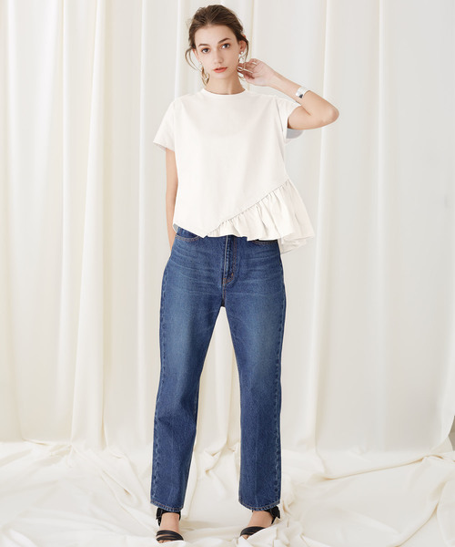 STUDIOUS(ステュディオス)の「【STUDIOUS】アシンメトリーコンビフレアートップス(Tシャツ/カットソー・レディース・ホワイト/ブラック/ベージュ・FREE)」の4枚目の写真