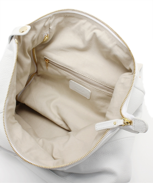 And A（アンドエー）の「2WAYレザーリュック（バックパック/リュック・レディース・ホワイト/ブラック/ブルー・FREE）」の5枚目の写真