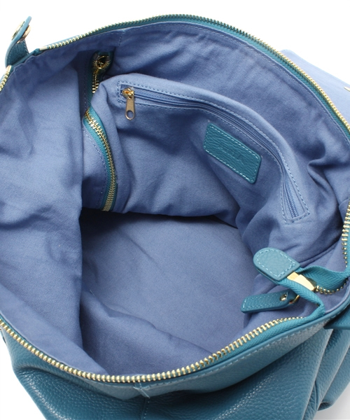 And A（アンドエー）の「2WAYレザーリュック（バックパック/リュック・レディース・ホワイト/ブラック/ブルー・FREE）」の4枚目の写真