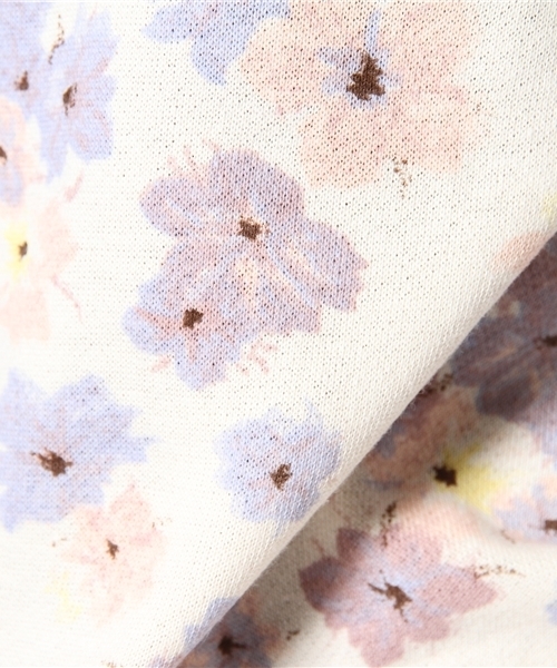 natural couture（ナチュラルクチュール）の「フラワープリントプルオーバー（Tシャツ/カットソー・レディース・アイボリー/トップグレー・FREE）」の9枚目の写真