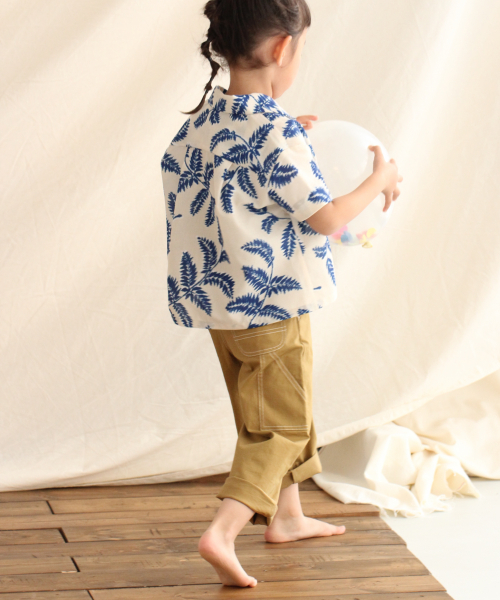 LOWRYS FARM(ローリーズファーム)の「リーフプリントシャツS/S 839893(シャツ/ブラウス・キッズ・チャコールグレー/ベージュ/ピンク・100/110/120)」の11枚目の写真
