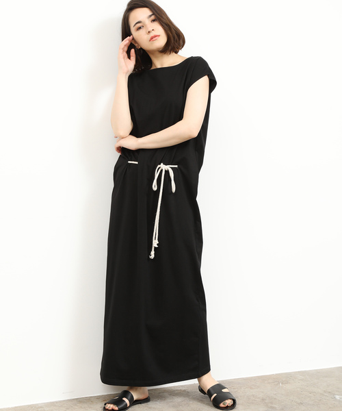 SALON adam et rope'(サロン アダム エ ロペ)の「ドローストリングノースリーブドレス(ワンピース・レディース・ブラック/ダークブラウン/ブルー系その他4・FREE)」の2枚目の写真