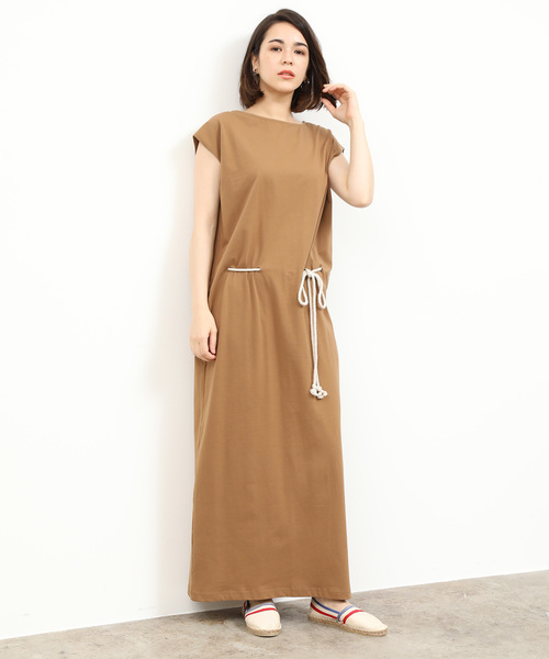 SALON adam et rope'(サロン アダム エ ロペ)の「ドローストリングノースリーブドレス(ワンピース・レディース・ブラック/ダークブラウン/ブルー系その他4・FREE)」の5枚目の写真