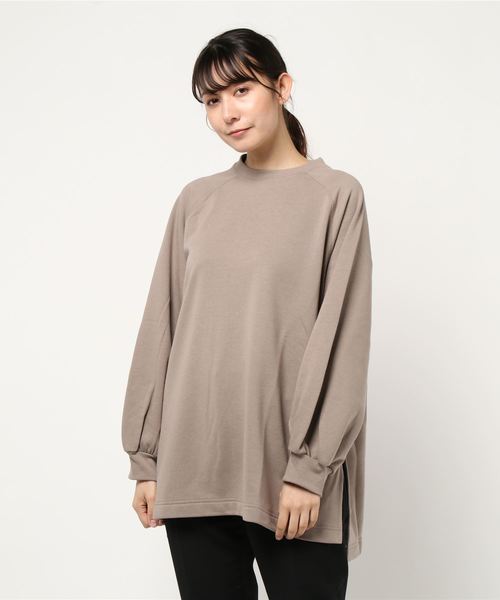 STYLEBLOCK（スタイルブロック）の「裏毛ボリュームスリーブサイドスリットプルオーバー（スウェット・レディース・パープル/アイボリー/ライトベージュ/ベージュ/グレイッシュベージュ・M）」の4枚目の写真