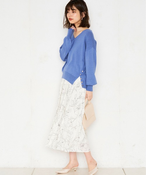 natural couture(ナチュラルクチュール)の「線画花柄プリーツスカート(スカート・レディース・ブラック/ベージュ/アイボリー・FREE)」の10枚目の写真