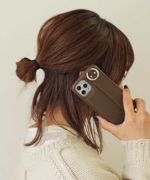 ensemble(皮革ブランド)（アンサンブル）の「【 ensemble / アンサンブル 】 iPhone ケース Porte Ⅱ ( 6 6S 7 8 SE2 )/( Ⅹ XS )/( 11 )/( 11pro )/( 12 / 12pro ) 対応（スマホケース/カバー・レディース・ライトグレー/ブラック/ベージュ/ブラウン/グレー/カーキ/シルバー/ブロンズ・F/A/C/E/H）」の6枚目の写真