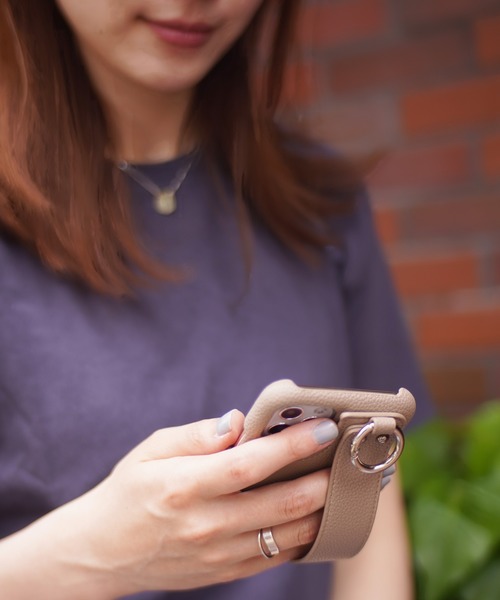ensemble(皮革ブランド)（アンサンブル）の「【 ensemble / アンサンブル 】 iPhone ケース Porte Ⅱ ( 6 6S 7 8 SE2 )/( Ⅹ XS )/( 11 )/( 11pro )/( 12 / 12pro ) 対応（スマホケース/カバー・レディース・ライトグレー/ブラック/ベージュ/ブラウン/グレー/カーキ/シルバー/ブロンズ・F/A/C/E/H）」の14枚目の写真