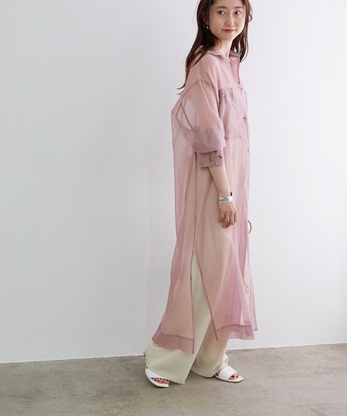 ADAM ET ROPE'(アダムエロペ)の「オーガンジーロングシャツワンピース(ワンピース・レディース・パープル/グリーン/キナリ・FREE)」の5枚目の写真