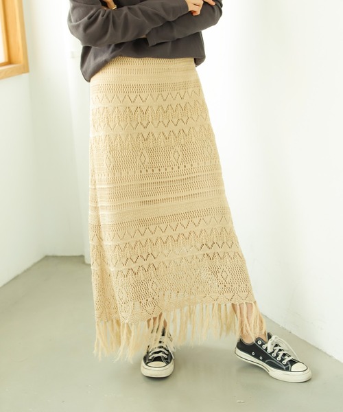 Auntie Rosa Holiday（アンティローザホリデー）の「透かし編みフリンジスカート（スカート・レディース・ブラウン/モカ/ナチュラル・FREE）」の5枚目の写真