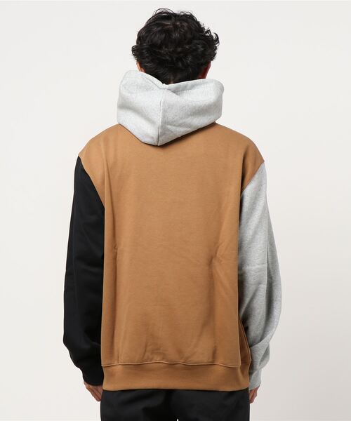 Carhartt（カーハート）の「Carhartt ルーズフィットパーカー SWEATSHIRTS I028353HZ0020F（パーカー・メンズ・ブラウン・M/L/XL）」の3枚目の写真