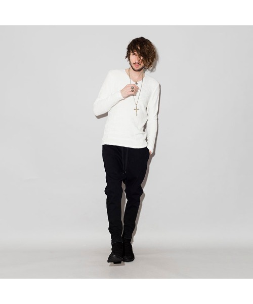 NO ID.（ノーアイディ）の「【NO ID.】Bicule Pile V-Neck Pullover / ビキューレ パイル Vネック プルオーバー（ニット/セーター・メンズ・ブラック/ライトグレー/アイボリー/ダークグレー/ワイン/ネイビー・1/3/2）」の2枚目の写真
