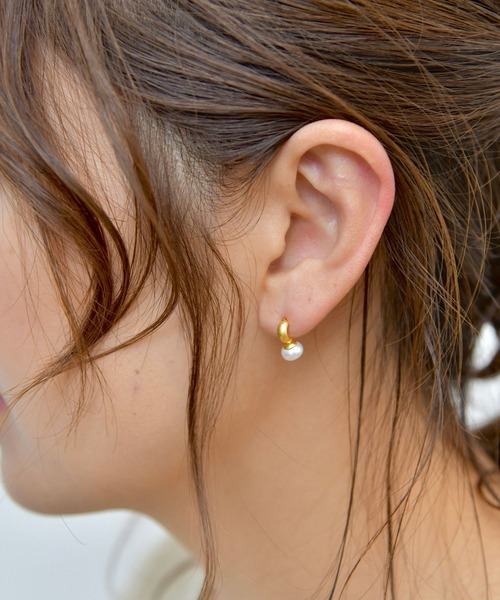 BROTHERHOOD（ブラザーフッド）の「【earyear】ポイントパールピアス（ピアス（両耳用）・レディース・ゴールド/A/B/C/D/E/F/G/H/J/K/I/L・FREE）」の16枚目の写真