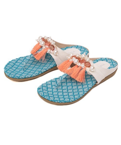 チチカカ（チチカカ）の「タッセルビーズトングサンダル（サンダル・レディース・ブラック/オフホワイト/イエロー・MEDIUM/LARGE）」の8枚目の写真