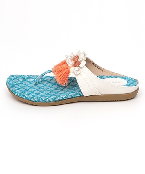 チチカカ（チチカカ）の「タッセルビーズトングサンダル（サンダル・レディース・ブラック/オフホワイト/イエロー・MEDIUM/LARGE）」の12枚目の写真