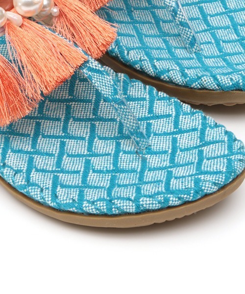 チチカカ（チチカカ）の「タッセルビーズトングサンダル（サンダル・レディース・ブラック/オフホワイト/イエロー・MEDIUM/LARGE）」の14枚目の写真