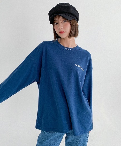 muahmuah(ムーアムーア)の「A'GEM/9 × .kom『muah muah/ムーアムーア』SIGNATURE LOGOLINE T-SHIRT/シグネチャー ロゴライン ロングスリーブTシャツ(Tシャツ/カットソー・レディース・アイボリー/ブラック/グレー/ライトブルー/インディゴブルー/ホワイト・FREE)」の6枚目の写真