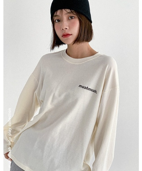 muahmuah(ムーアムーア)の「A'GEM/9 × .kom『muah muah/ムーアムーア』SIGNATURE LOGOLINE T-SHIRT/シグネチャー ロゴライン ロングスリーブTシャツ(Tシャツ/カットソー・レディース・アイボリー/ブラック/グレー/ライトブルー/インディゴブルー/ホワイト・FREE)」の2枚目の写真