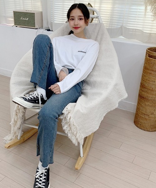 muahmuah(ムーアムーア)の「A'GEM/9 × .kom『muah muah/ムーアムーア』SIGNATURE LOGOLINE T-SHIRT/シグネチャー ロゴライン ロングスリーブTシャツ(Tシャツ/カットソー・レディース・アイボリー/ブラック/グレー/ライトブルー/インディゴブルー/ホワイト・FREE)」の13枚目の写真