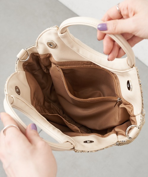 ear PAPILLONNER イアパピヨネ ショルダーバッグ ear PAPILLONNER（イアパピヨネ）の「えんFIVEショルダーバッグ