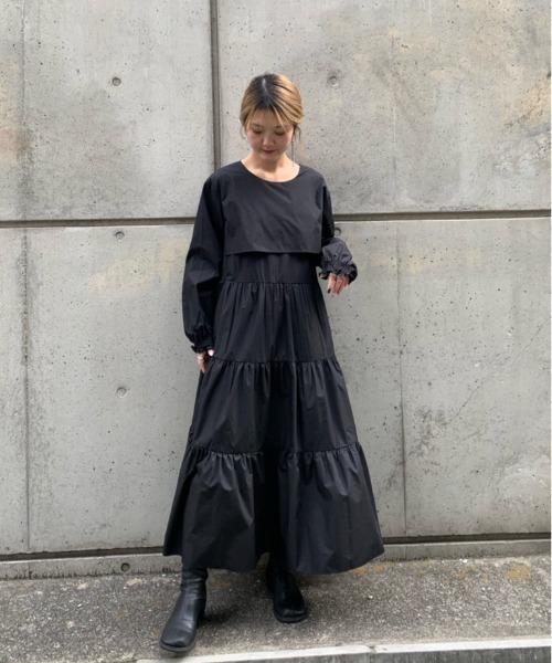 Lui's(ルイス)の「ティアードレイヤーロングワンピース(ワンピース・レディース・ホワイト/ブラック・FREE)」の5枚目の写真