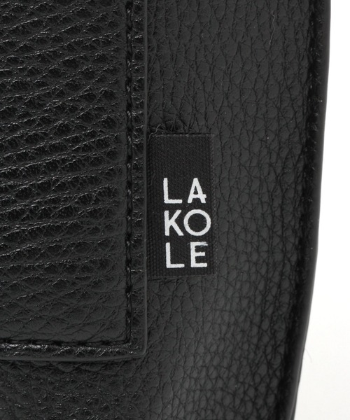 LAKOLE(ラコレ)の「フェイクレザー縦型ミニショルダーバッグ / 939075(ショルダーバッグ・メンズ・サンドグレー/ブラック/ライトブルー・FREE)」の11枚目の写真