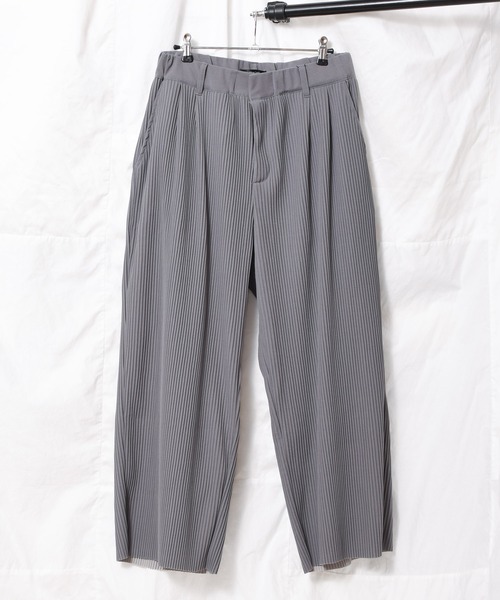 Bling Leads(ブリングリーズ)の「★Bling leads★ プリーツ ワイドパンツ(その他パンツ・レディース・グレイッシュブルー/グレー・LARGE/MEDIUM)」の2枚目の写真