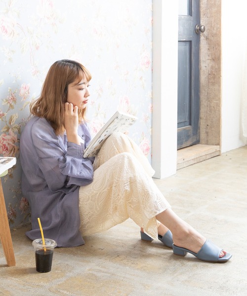menue(メヌエ)の「スクエアトゥ ローヒール スライドサンダル(サンダル・レディース・ブルー系その他/ブラック/ベージュ/アイボリー/ブラック系その他/パイソン・M/3L/XS/LL/S/L)」の9枚目の写真