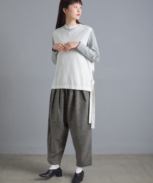 OMNES（オムネス）の「鹿の子コットンニットサイドリボンベスト（ベスト・レディース・ブラック/ネイビー/ブラウン/アイボリー/グリーン系その他・FREE）」の20枚目の写真