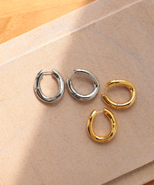DONOBAN(ドノバン)の「ラウンドフープピアス(ピアス(両耳用)・レディース・ゴールド/シルバー・ONESIZE)」の9枚目の写真
