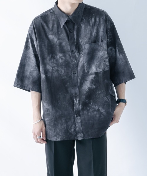 epnok(エプノック)の「タイダイ柄シャツ(シャツ/ブラウス・メンズ・ブラック/カーキ/グレイッシュブルー・LARGE/SMALL/MEDIUM)」の2枚目の写真