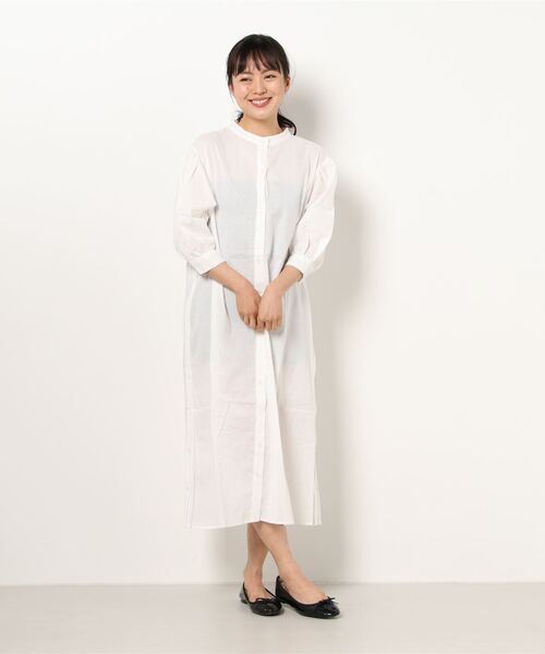 Monocoro toppi（モノコロトッピ）の「サイドボタンスリット シャツワンピース（シャツワンピース・レディース・ベージュ/オフホワイト/モカ・M）」の13枚目の写真